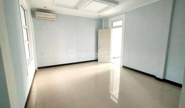 Dijualb Rumah Cantik di sayap Turangga 2 Lantai 2