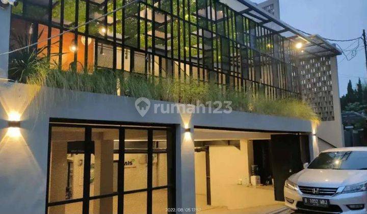 Dijual Penginapan Strategis Furnished di Setra Sari , Bandung 1