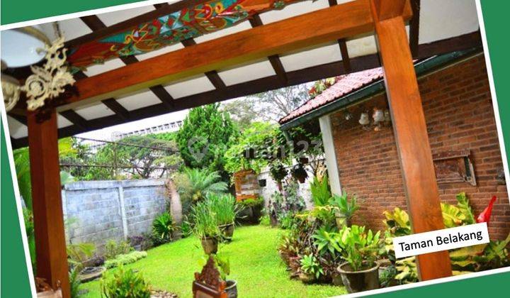 Rumah Dijual Semi Modern di Istana Regency 1, Bandung 2