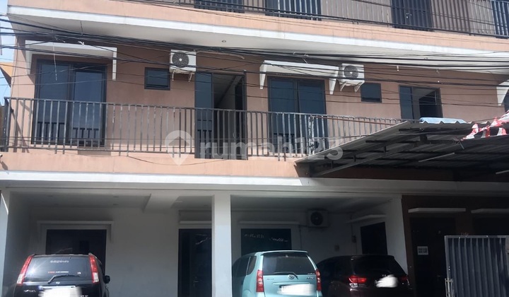 Jual rumah kost aktif Johar Baru, Jakarta Pusat 