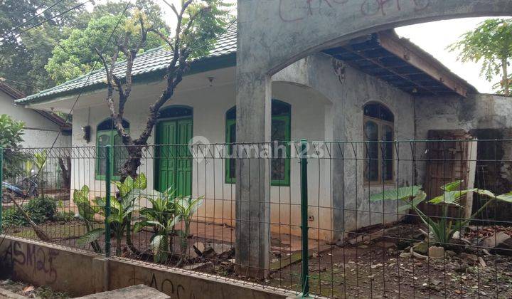 Di Jual Tanah Berbentuk Rumah Tua 4