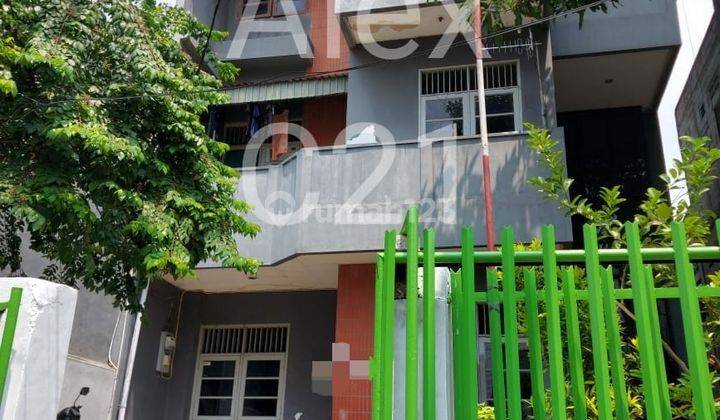 Dijual Rumah Kost Aktif Mangga Besar 1