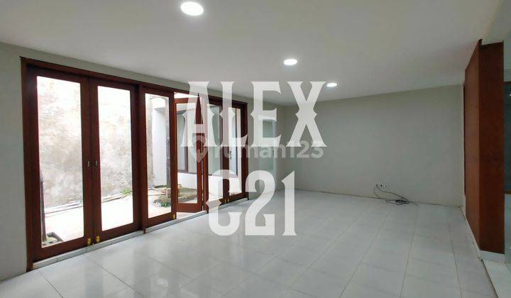 Disewakan Rumah Baru Renov Dikalibata, Jak Sel 4