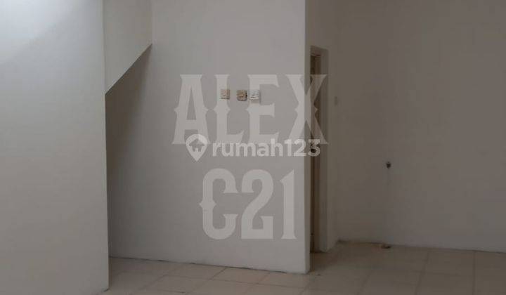 Disewakan Ruko Kemang Selatan. 3