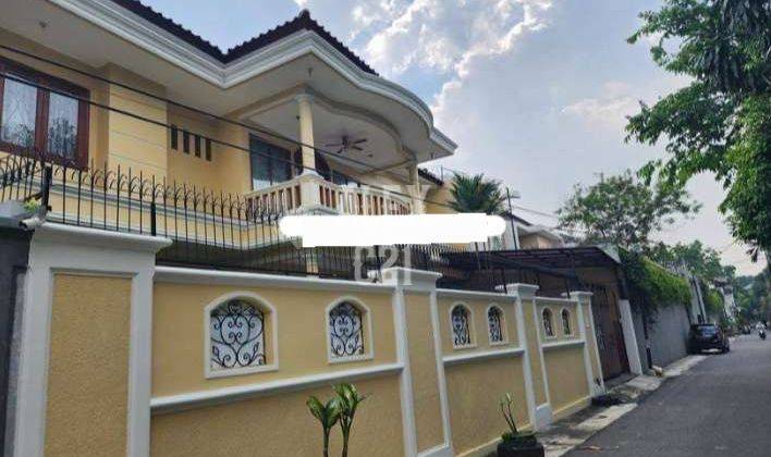 Dijual Rumah di Kemang Jakarta Selatan 1