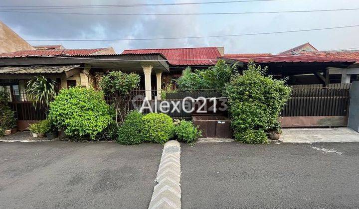 Dijual Rumah Tua Komplek di Kemanggisan, Palmerah, Jakbar 1