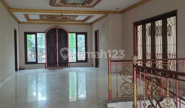 Dijual rumah mewah cantik di Bintaro, Pesanggrahan, Jakarta Selatan Dijual rumah mewah cantik di Bintaro, Pesanggrahan, Jakarta Selatan