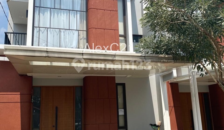 Dijual Rumah di Komplek Paradesa Cirendeu, Cireundeu, Ciputat Timur, Tangerang Selatan