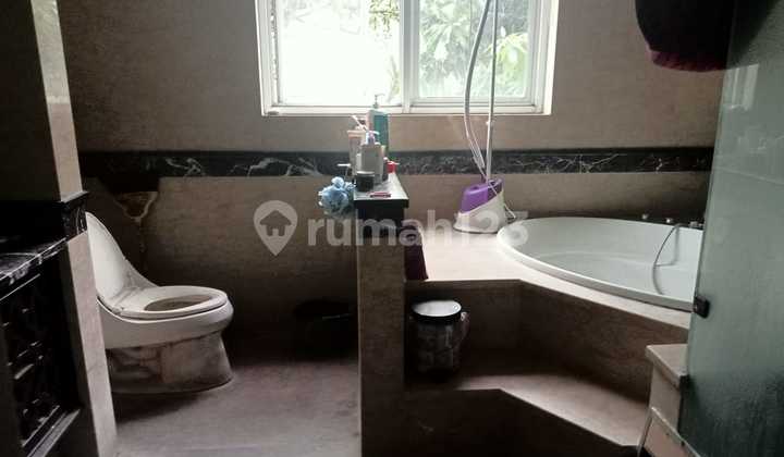 Jual Rumah Komplek Villa Pondok Indah, Kebayoran Lama Selatan, Jakarta Selatan 2