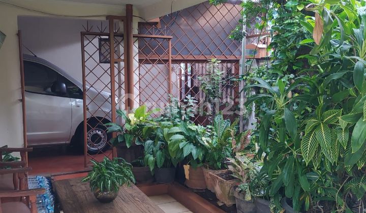 Dijual rumah siap huni di Cipulir, Kebayoran Lama, Jakarta Selatan  2