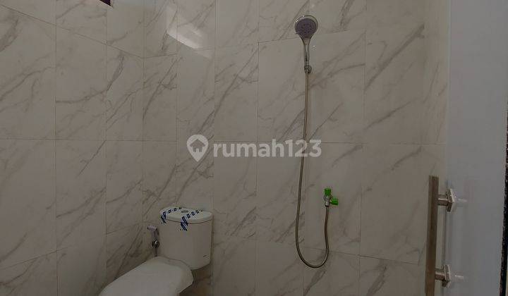 Rumah Modern 2 Lantai Termurah Se Beji Depok. Dekat Pintu Tol Kukusan 4