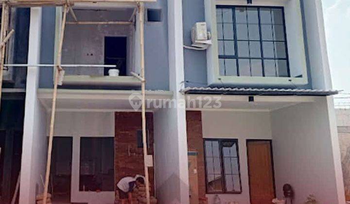 Rumah 2 Lantai Skandinavian, Selangkah ke Stasiun Depok Lama 2