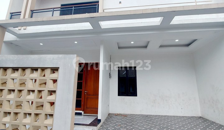 Beautiful House Attractive Affordable Price in Tanah Baru, Beji Depok 2