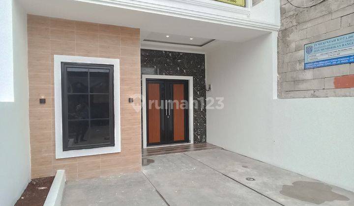 Rumah 2 Lantai Pinggir Jalan Di Limo Depok, 3 Kt 2 Km. Cukup Bf 5 Juta, Lokasi Startegis. 2