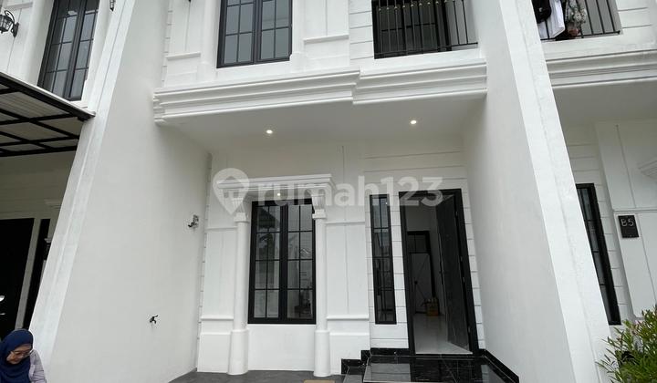 Rumah 2 Lantai Classic Modern Diapit 2 Stasiun Krl Depok Lama Dan Citayam. Dp 0%, Angsuran Ringan Rumah 2 Lantai Classic Modern Diapit 2 Stasiun Krl Depok Lama Dan Citayam. Dp 0%, Angsuran Ringan