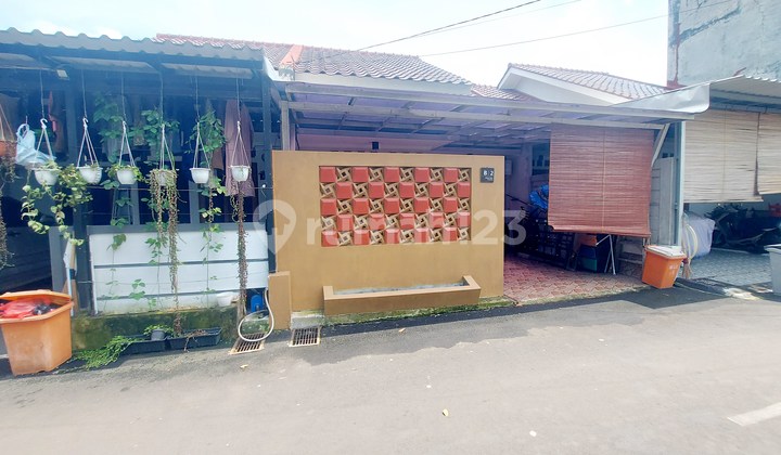 Dijual Rumah Minimalis di Dalam Komplek Perumahan di Dekat Jalan Raya Meruyung, Depok Dijual Rumah Minimalis di Dalam Komplek Perumahan di Dekat Jalan Raya Meruyung, Depok