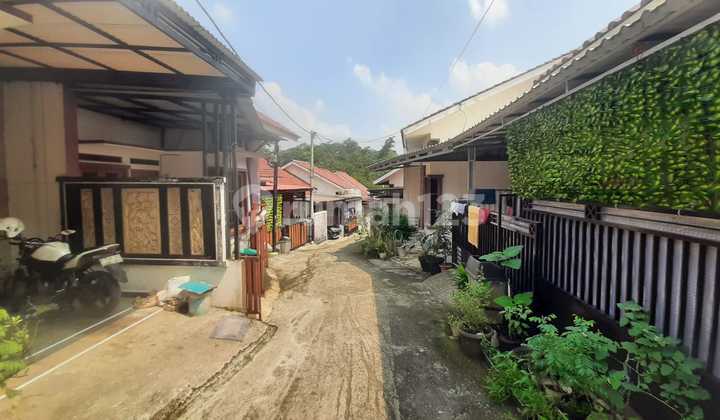 House for Sale Inside Cipayung Cluster Depok. 2