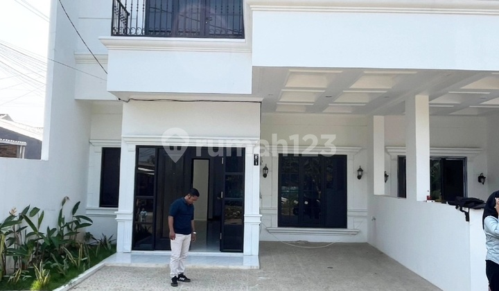 Rumah Classic Dekat Stasiun, Pintu Tol Desari & Transjakarta