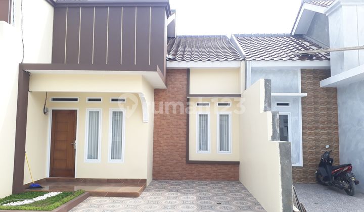 Rumah Cantik 600 Jutaan, Dekat Pintu Tol Kukusan Rumah Cantik 600 Jutaan, Dekat Pintu Tol Kukusan