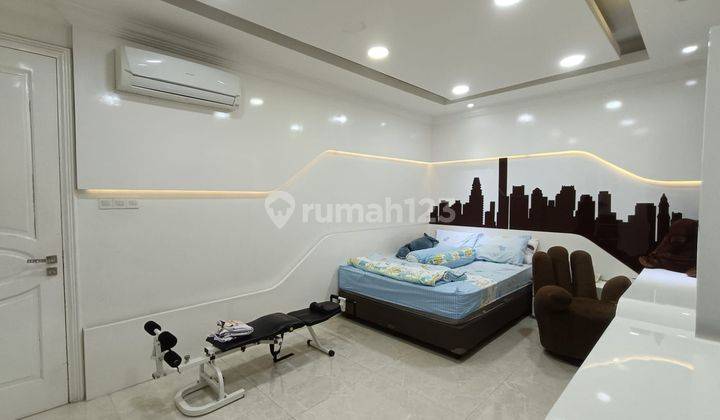 Rumah golf lake residence bagus dan rapi 1