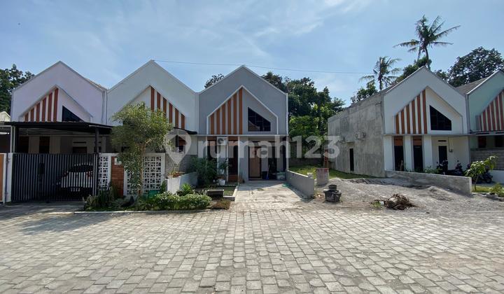 Rumah dalam cluster dekat exit tol prambanan 1