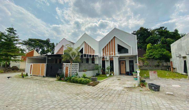 Rumah scandinavian dekat exit tol prambanan 1