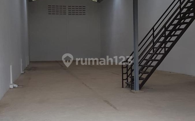 Disewakan atau Dijual Gudang di Sayap Kopo Bandung