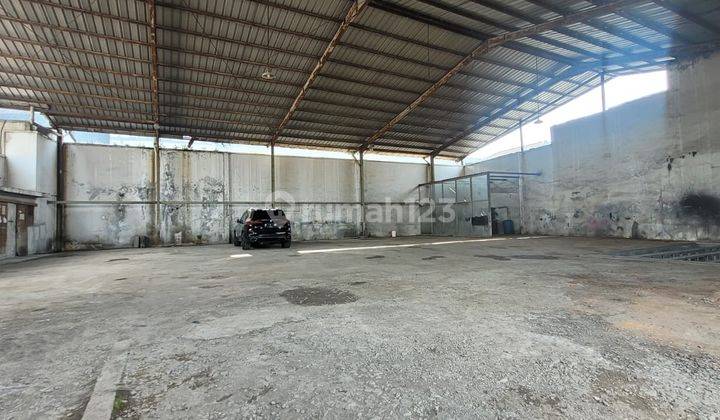 Dijual Ruang Usaha Dan Gudang di Mainroad Sudirman 2