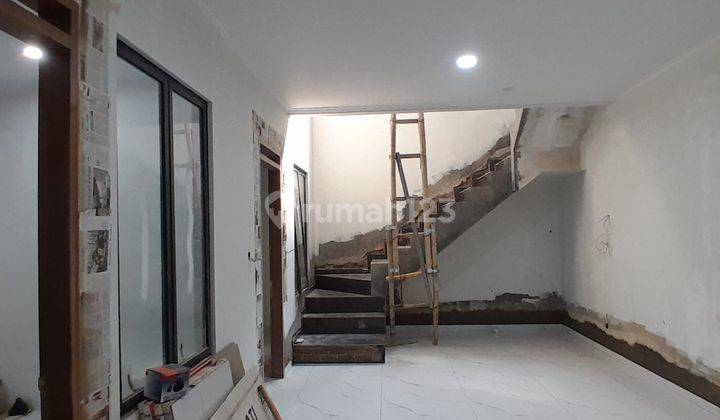 Dijual Rumah Baru di Singgasana Pradana Bandung 2