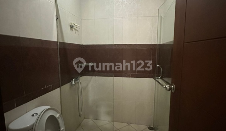 For Rent 2-Story Furnished House in Batununggal Jelita