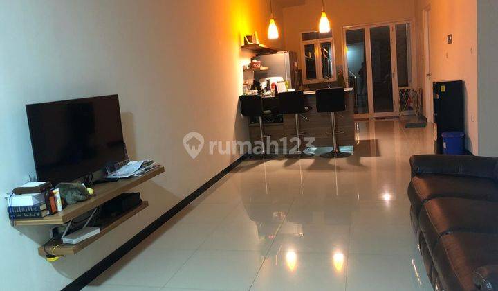 Dijual Rumah Semi Furnis Siap Huni di Taman Kopo Indah 5 1