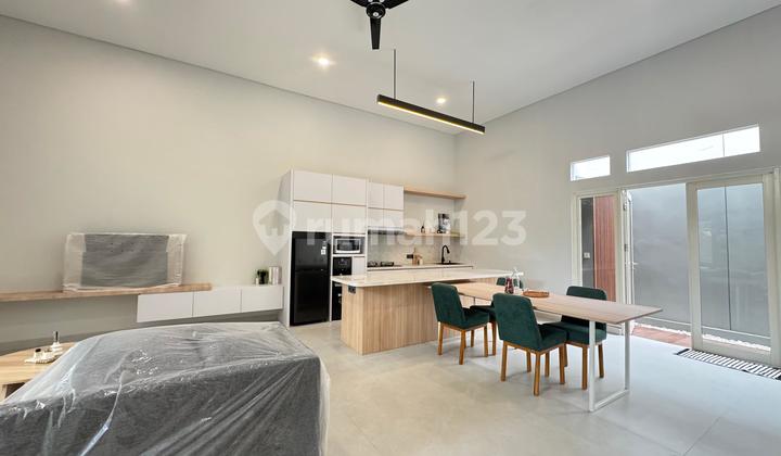 Dijual Rumah Full Furnished di Kota Baru Parahyangan Bandung