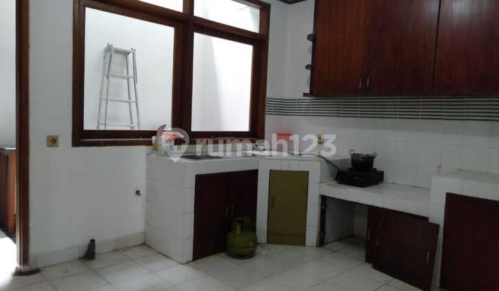 Disewakan Rumah Furnished di Setraduta Bandung 2