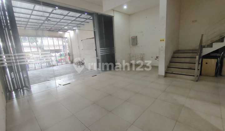 Disewakan atau Dijual Ruko Strategis Mainroad Moh Toha Bandung