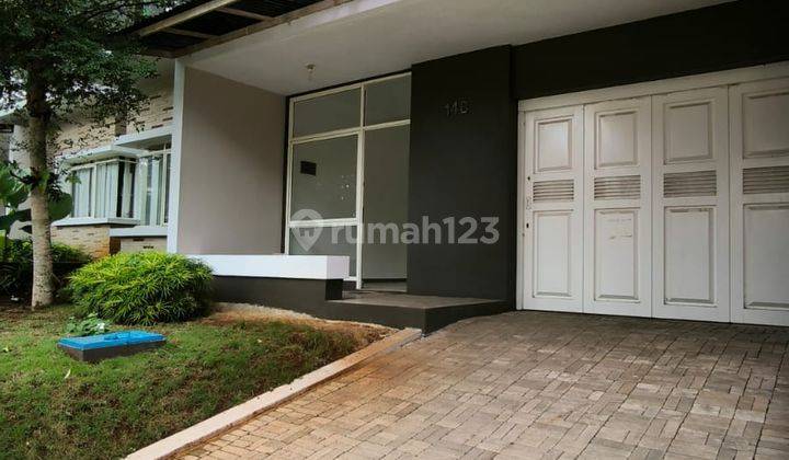 Dijual Rumah 2 Lantai Terawat di Kota Baru Parahyangan 1