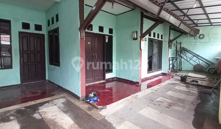 Disewakan Rumah 1,5 Lantai di Kopo Elok 1