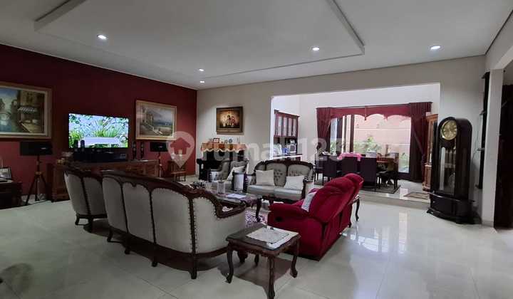 Well-Maintained House for Sale in Batununggal Indah, Bandung 2