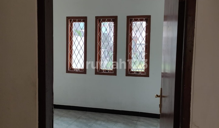 Dijual Rumah di Taman Kopo Indah 3 Bandung 2