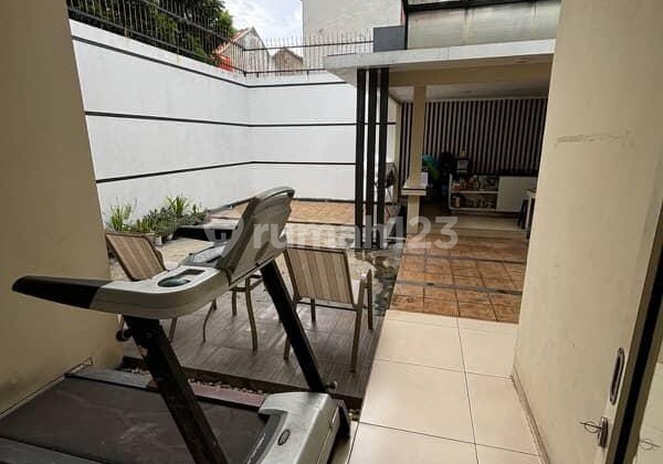 Dijual Rumah 2 Lantai Semi Furnished di Daerah Jalan Logam Buah Batu Bandung 2