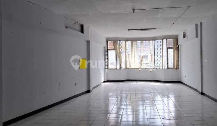 Disewakan Ruko 2,5 Lantai di Astana Anyar Bandung 2
