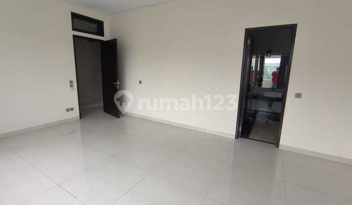 Dijual Rumah 2 Lantai Cluster Favorite di Singgasana Pradana Bandung 2