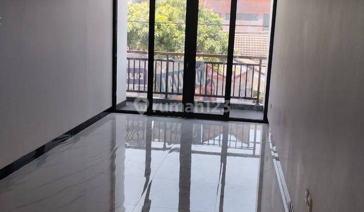 Dijual Rumah Baru 2 Lantai di Taman Kopo Indah 1 2