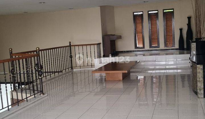 Dijual Rumah 2 Lantai di Batununggal Indah Bandung 2