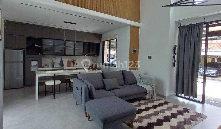 Dijual Rumah Baru Full Furnished di Kota Baru Parahyangan 1