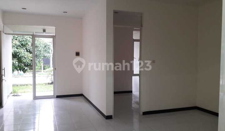 For Sale House in Taman Kopo Indah 5 For Sale House in Taman Kopo Indah 5