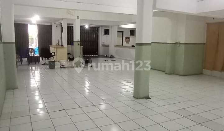Rental Commercial Space Suitable for Business on Jalan Banteng, Bandung Rental Commercial Space Suitable for Business on Jalan Banteng, Bandung