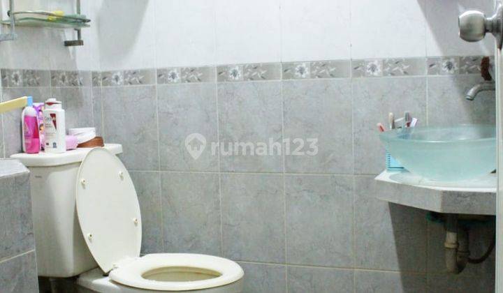 Rumah Cantik Tengah Kota Perum Pondok Indraprasta, Brotojoyo, Semarang 8