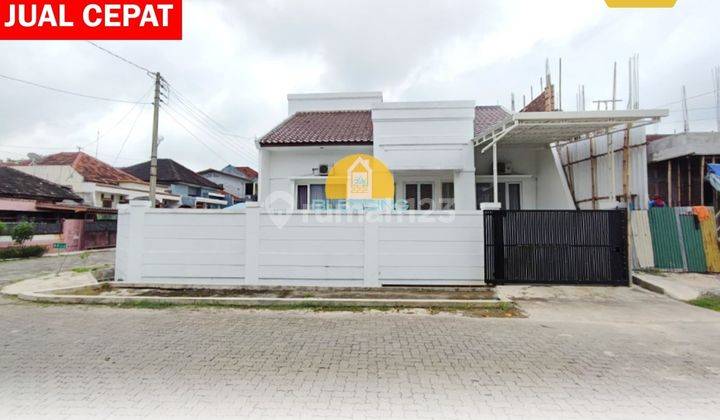 Rumah Hook Minimalis Puri Anjasmoro Semarang Barat 1