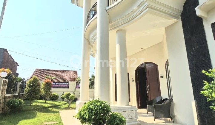 SHM 6BR House Near Undip Tembalang, South Bulusan Street, Semarang 2