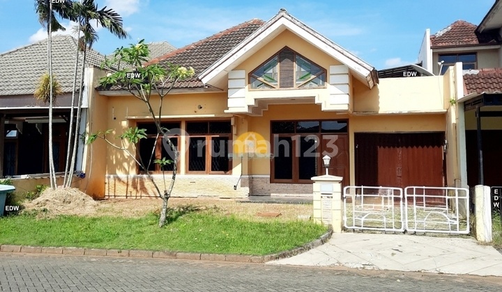 Rumah SHM Dekat Undip Cluster Graha Estetika, Tembalang, Semarang 1
